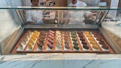 ‪house Of Desserts‬