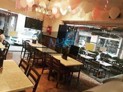 ‪mr Kebabish Restaurant & Cafe‬