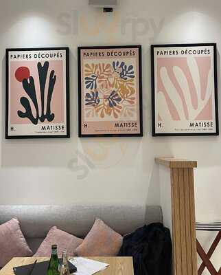 ‪helen's Bakery‬