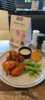 ‪village Hangout Cafe‬