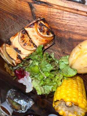 ‪claw Bbq The Palm‬