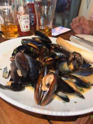 ‪claw Bbq The Palm‬