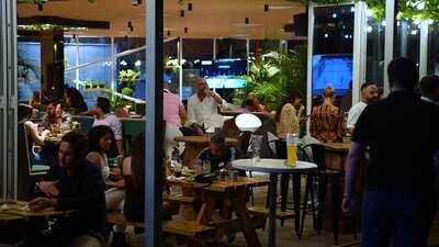 ‪oliva Restaurant Dubai‬