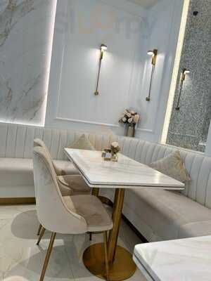 ‪elite Royal Lounge | Café & Eatery‬