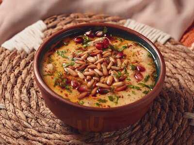 مطعم خبزة وفخارة دبي