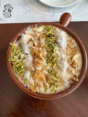 مطعم و مقهى ترف