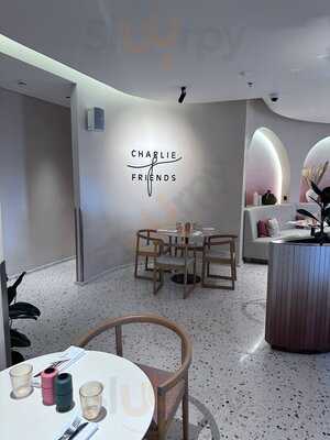 ‪charlie & Friends‬