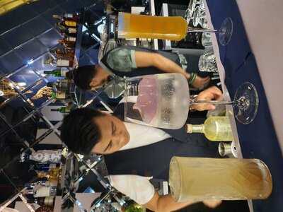 ‪ikra Caviar Bar‬