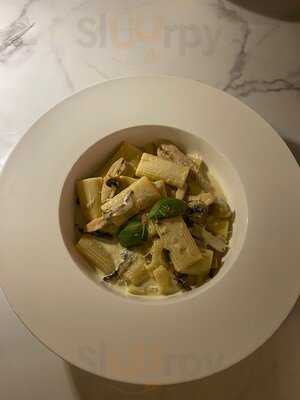 ‪amadio Restaurant‬