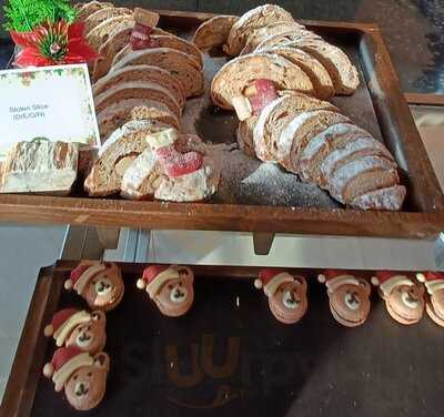 ‪emperor Lounge‬