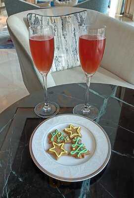 ‪emperor Lounge‬