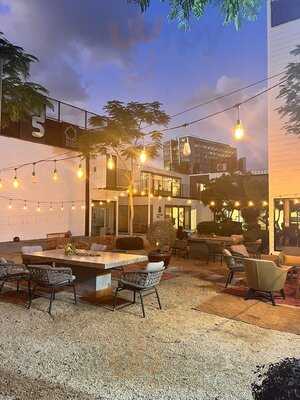 ‪caffeine And Culture Cafe‬