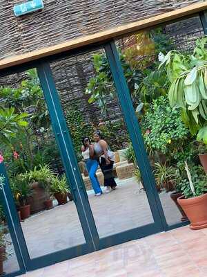 ‪eugène Eugène‬