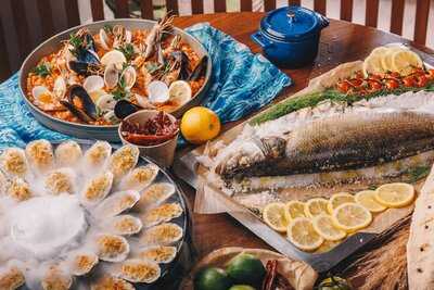 ‪aqua Restaurant & Bar‬