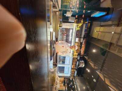 ‪new Shanghai Restaurant‬