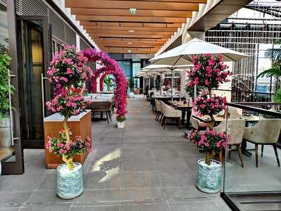 ‪pavilion At The Beach‬