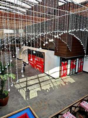 ‪pavilion At The Beach‬