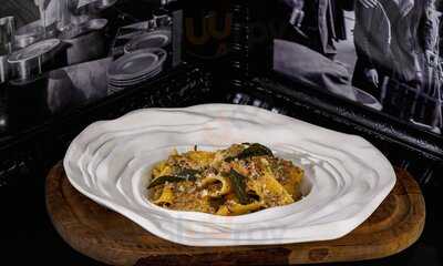 ‪1640 Bistronomy‬