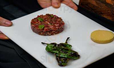 ‪1640 Bistronomy‬