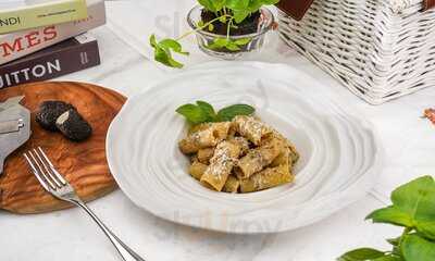 ‪1640 Bistronomy‬