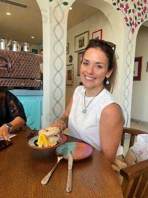 ‪Çeşme Bazlama Kahvaltı‬