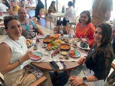 ‪Çeşme Bazlama Kahvaltı‬