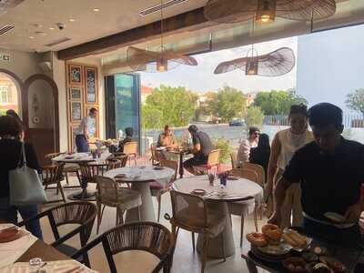 ‪Çeşme Bazlama Kahvaltı‬