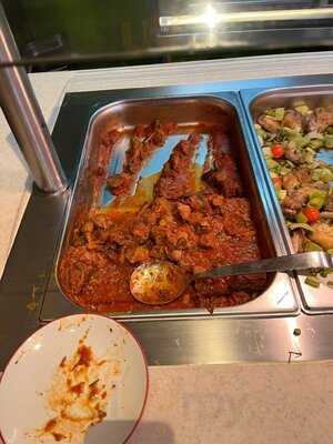 ‪bricks Family Restaurant‬