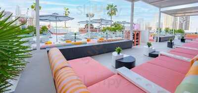 ‪mimi's Pool Club‬