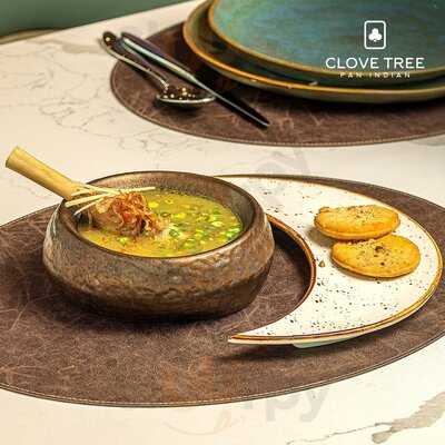 ‪clove Tree Restaurant‬