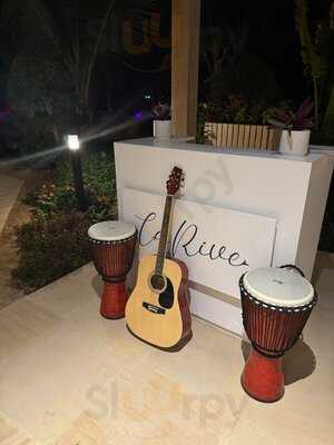 ‪la Rive Seaside Restaurant‬