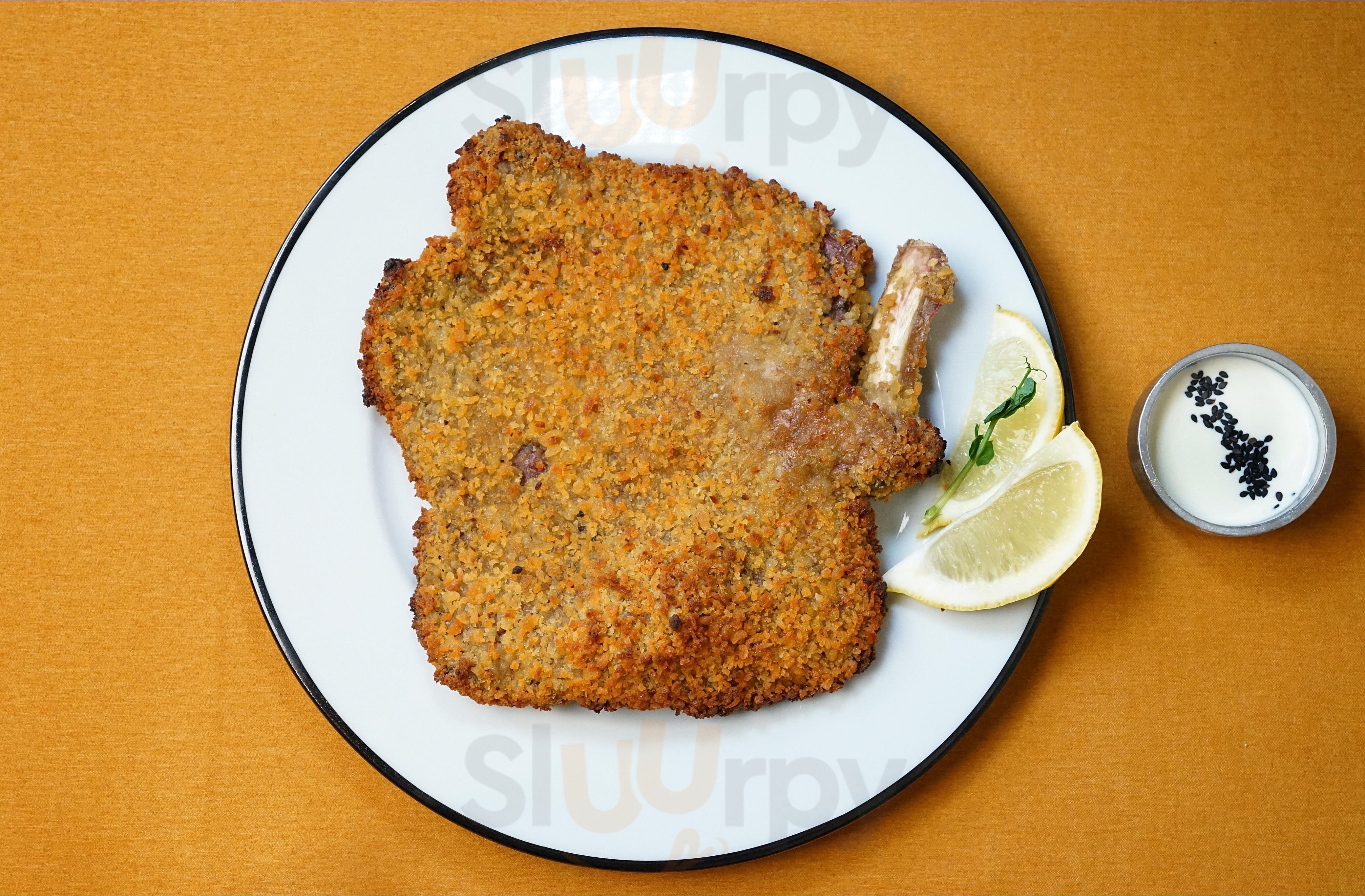 Alboroto Comedor