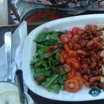 Cafe Martinez