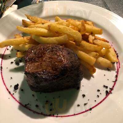 Munster Irish Pub & Restaurant