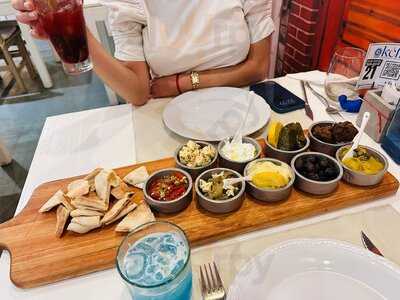 Restaurante Griego Kéfi . Estiatorio