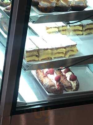 Flour & Chocolate Patisserie