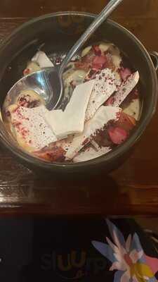 Wooden Horse Restaurant & Bar