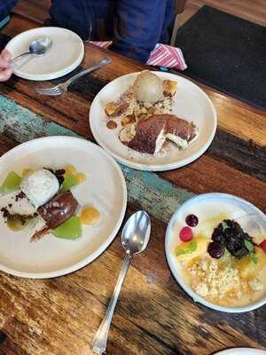 Vaporetto Bar & Eatery