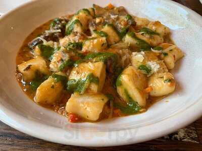 Vaporetto Bar & Eatery