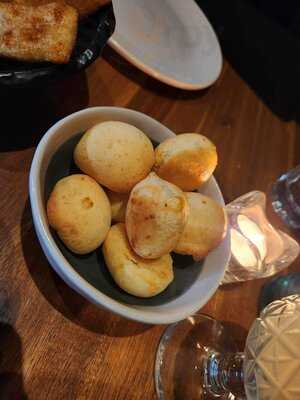 Pilgrim By Fogata Bar & Restaurant