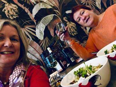 Wok & Ladle: Thai Eatery