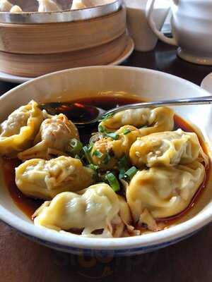 Hu Tong Dumpling Bar