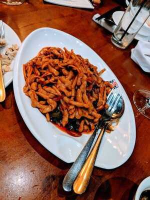 Hu Tong Dumpling Bar