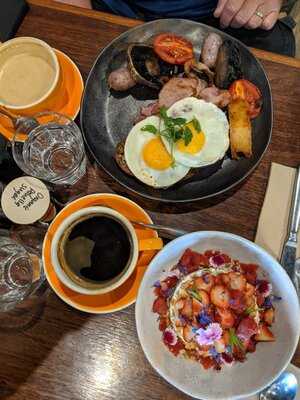 Autumn Rooms Cafe Darby St