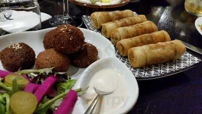 Zikrayat Lebanese Cuisine