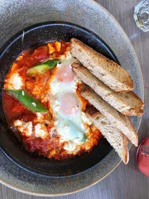 The Fitz Cafe & Rooftop