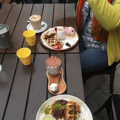 Honey Badger Dessert Cafe