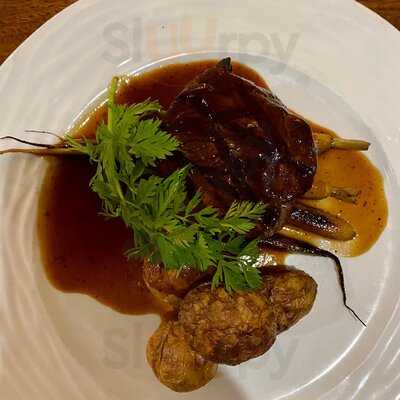 Jonah's On The Beach