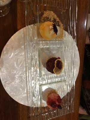 Jonah's On The Beach