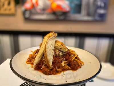 Bella Tiarnie Italian Restaurant & Gourmet Pizzas